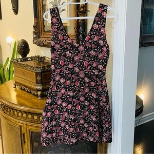 Forever 21 Beautiful Black with Red Flower Pattern Summer Dress